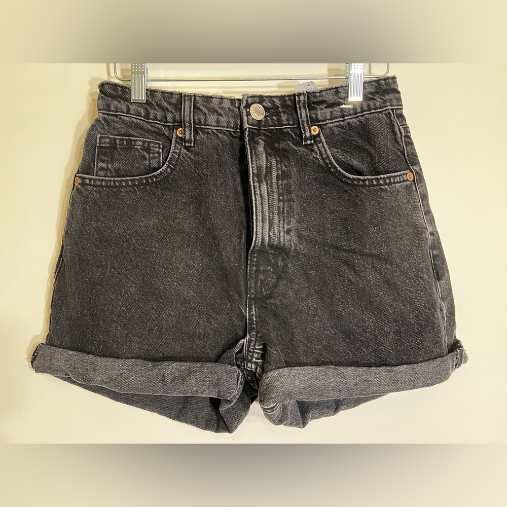Zara rolled up shorts